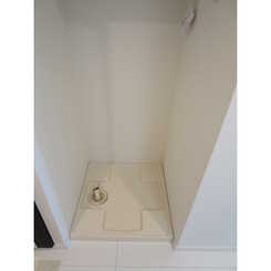 プレール・ドゥーク東中野のサムネイル