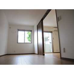 デュラカーサ 見沼のサムネイル