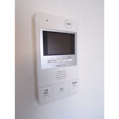 プレール・ドゥーク千歳烏山のサムネイル