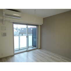 プレール・ドゥーク千歳烏山のサムネイル