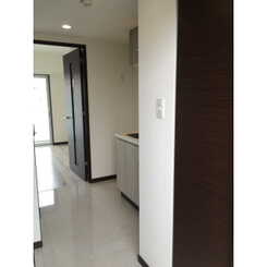 プレール・ドゥーク千歳烏山のサムネイル