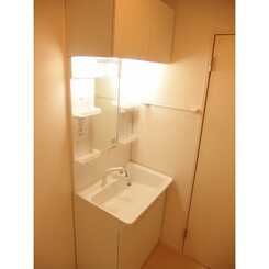 アムール ネージュ 参番館のサムネイル