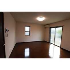 リーブル　ラピスローズのサムネイル