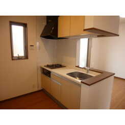 アムール M&Eのサムネイル