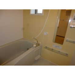 アムール M&Eのサムネイル