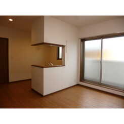 アムール M&Eのサムネイル