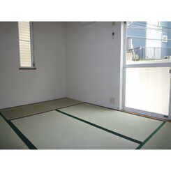 エステートピッコロのサムネイル