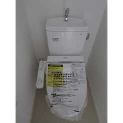 デュラ・カーサ宮前のサムネイル