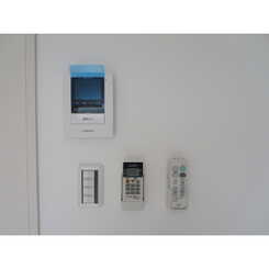 デュラ・カーサ宮前のサムネイル