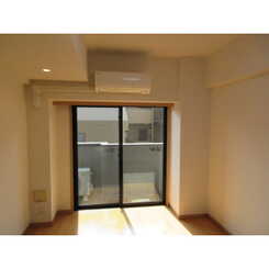 ルーブル南池袋のサムネイル