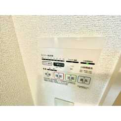 アンプルールフェール今津のサムネイル