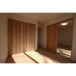 アムール Eastのサムネイル