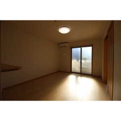 アムール Eastのサムネイル