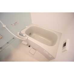 アムール Westのサムネイル