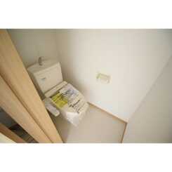 アムール Westのサムネイル