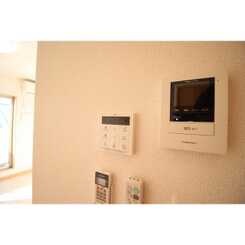 アムール Westのサムネイル