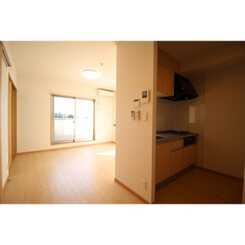 アムール Westのサムネイル