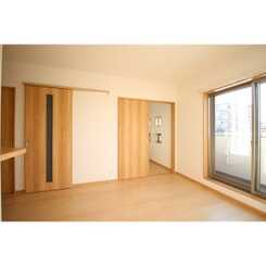 アムール Westのサムネイル