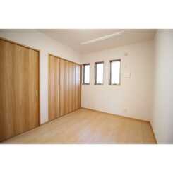 アムール Westのサムネイル