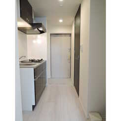 プレール・ドゥーク東新宿Ⅲのサムネイル