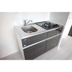 プレール・ドゥーク東新宿Ⅲのサムネイル