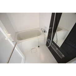 プレール・ドゥーク東新宿Ⅲのサムネイル