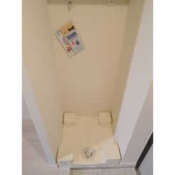 プレール・ドゥーク東新宿Ⅲのサムネイル