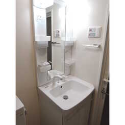 プレール・ドゥーク東新宿Ⅲのサムネイル