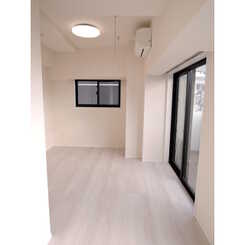 プレール・ドゥーク東新宿Ⅲのサムネイル