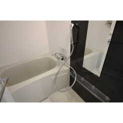 プレール・ドゥーク東新宿Ⅲのサムネイル