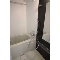 プレール・ドゥーク東新宿Ⅲのサムネイル