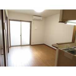 アムール 鈴谷のサムネイル