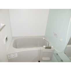 アムール 鈴谷のサムネイル