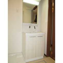 アムール 鈴谷のサムネイル