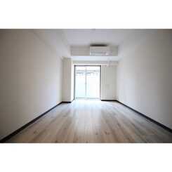 プレール・ドゥーク大塚のサムネイル