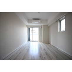 プレール・ドゥーク大塚のサムネイル