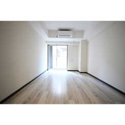 プレール・ドゥーク大塚のサムネイル