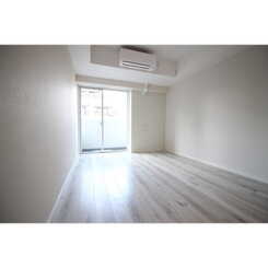 プレール・ドゥーク大塚のサムネイル