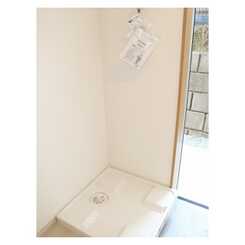 ラ・フロール鶴巻南のサムネイル