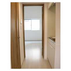 ラ・フロール鶴巻南のサムネイル