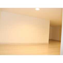 ラ・フロール鶴巻南のサムネイル