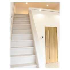 ラ・フロール鶴巻南のサムネイル