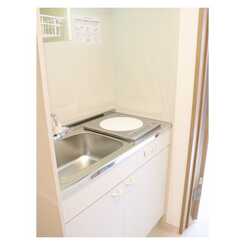 ラ・フロール鶴巻南のサムネイル