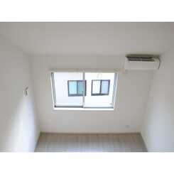 ラ・フロール鶴巻南のサムネイル