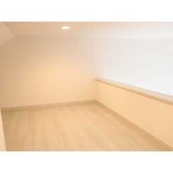 ラ・フロール鶴巻南のサムネイル