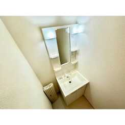 アムール招提のサムネイル