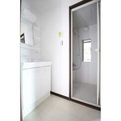 ウェルコーポ星川のサムネイル