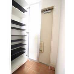 Palais　Fleurのサムネイル