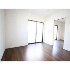 Palais　Fleurのサムネイル