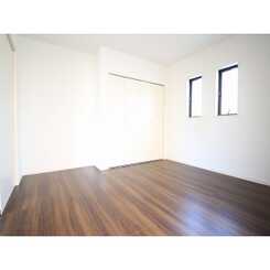 Palais　Fleurのサムネイル